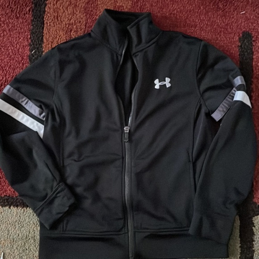Youth Under Armour Light weight jacket‎